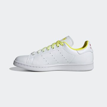 ADIDAS ORIGINALS Σνίκερ χαμηλό 'Stan Smith' σε λευκό
