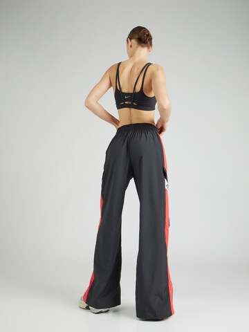 Nike Sportswear Loosefit Παντελόνι σε μαύρο