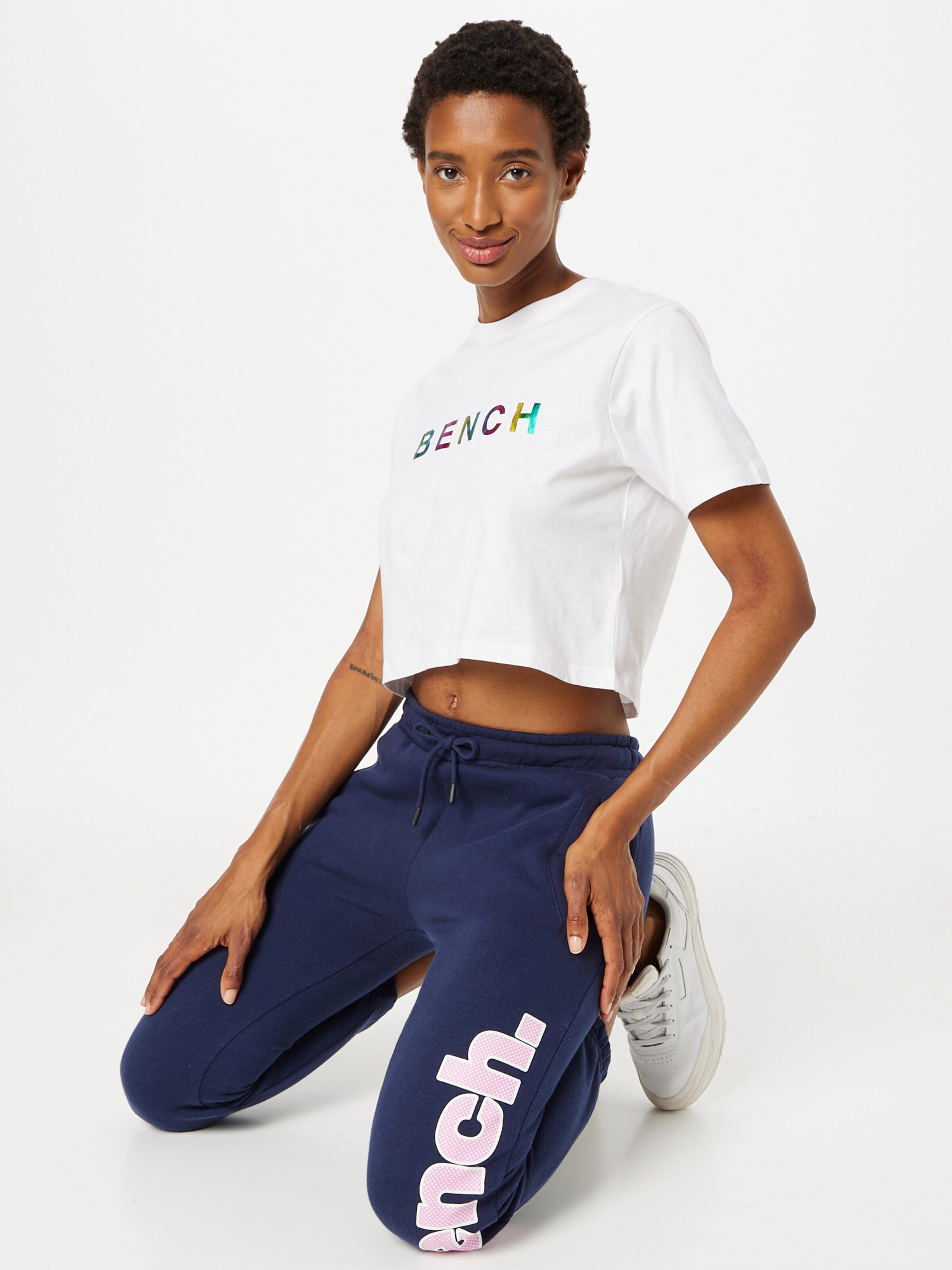 Frauen Shirts & Tops BENCH T-Shirt 'ELISON' in Weiß - HU25256 Frauen Shirts & Tops BENCH T-Shirt 'ELISON' in Weiß - HU25256