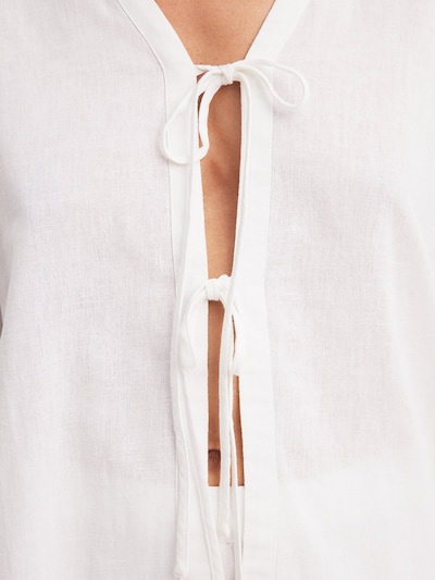NA-KD Blouse in White, Item view