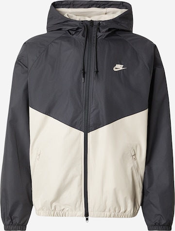 melns Nike Sportswear Starpsezonu jaka: no priekšpuses