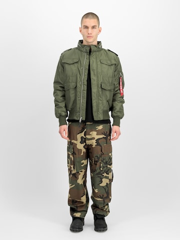 ALPHA INDUSTRIES Jacke 'M-65' in Grün: Vorderseite