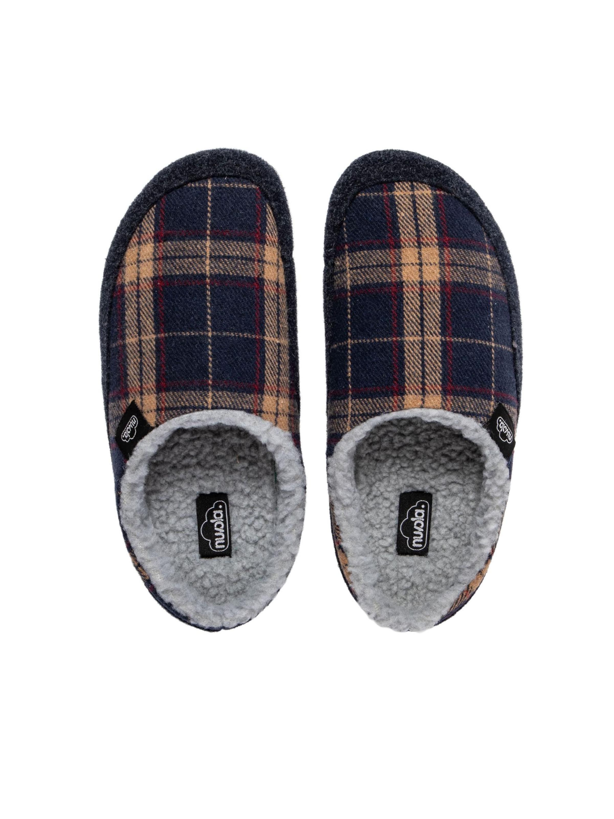 Ciabatta 'Zueco Nessy' di Nuvola. in blu