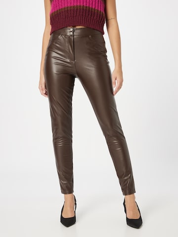 Skinny Pantalon 'JESSIE' ONLY en marron : devant