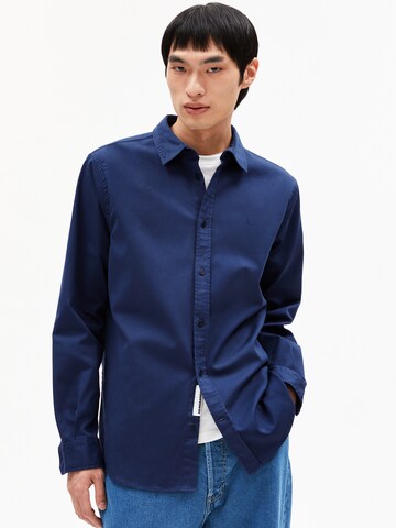 ARMEDANGELS Comfort Fit Longsleeve GIAALO OVERSHIRT in Blau: Vorderseite