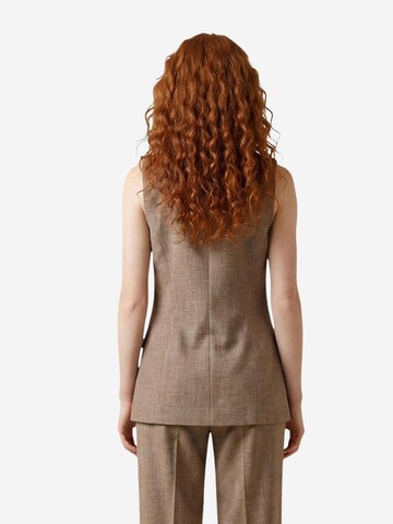 Tailleur 'TS. NAVETTA WA6165 T332A' di Liu Jo in beige