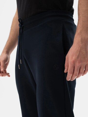 Effilé Pantalon Arma en bleu