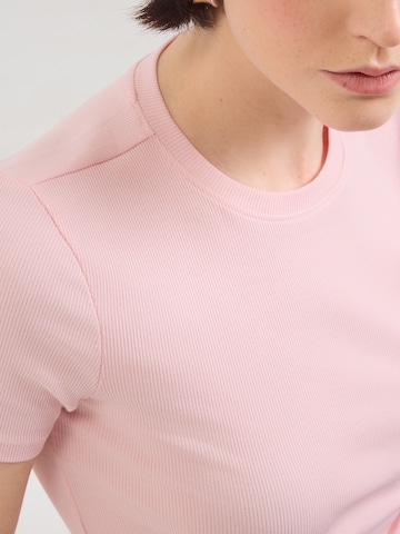 T-shirt 'ONLBETTY' ONLY en rose