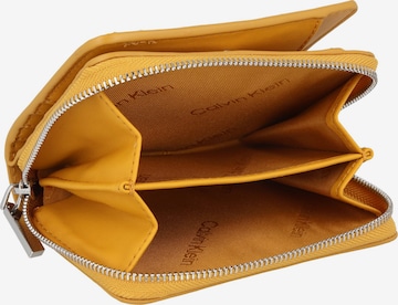 Porte-monnaies Calvin Klein en jaune