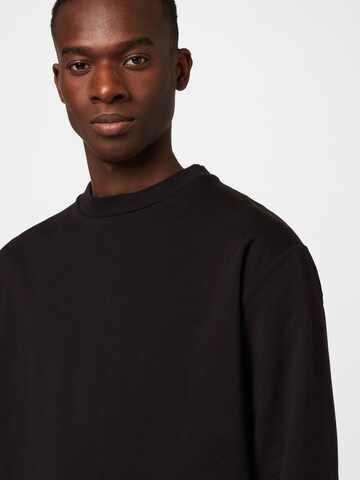 ABOUT YOUSweater majica 'Anton' - crna boja