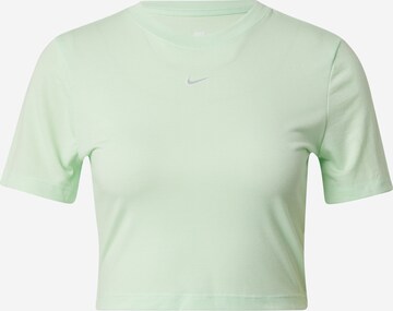 Tricou 'Essential' de la Nike Sportswear pe verde: față