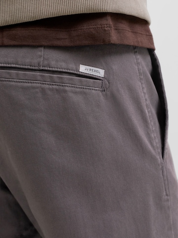 JJ Rebel Loose fit Chino trousers 'JREBKENNI' in Grey