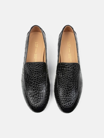 L37 HANDMADE SHOES Slip-ons 'COSMIC WHISPER' in Black