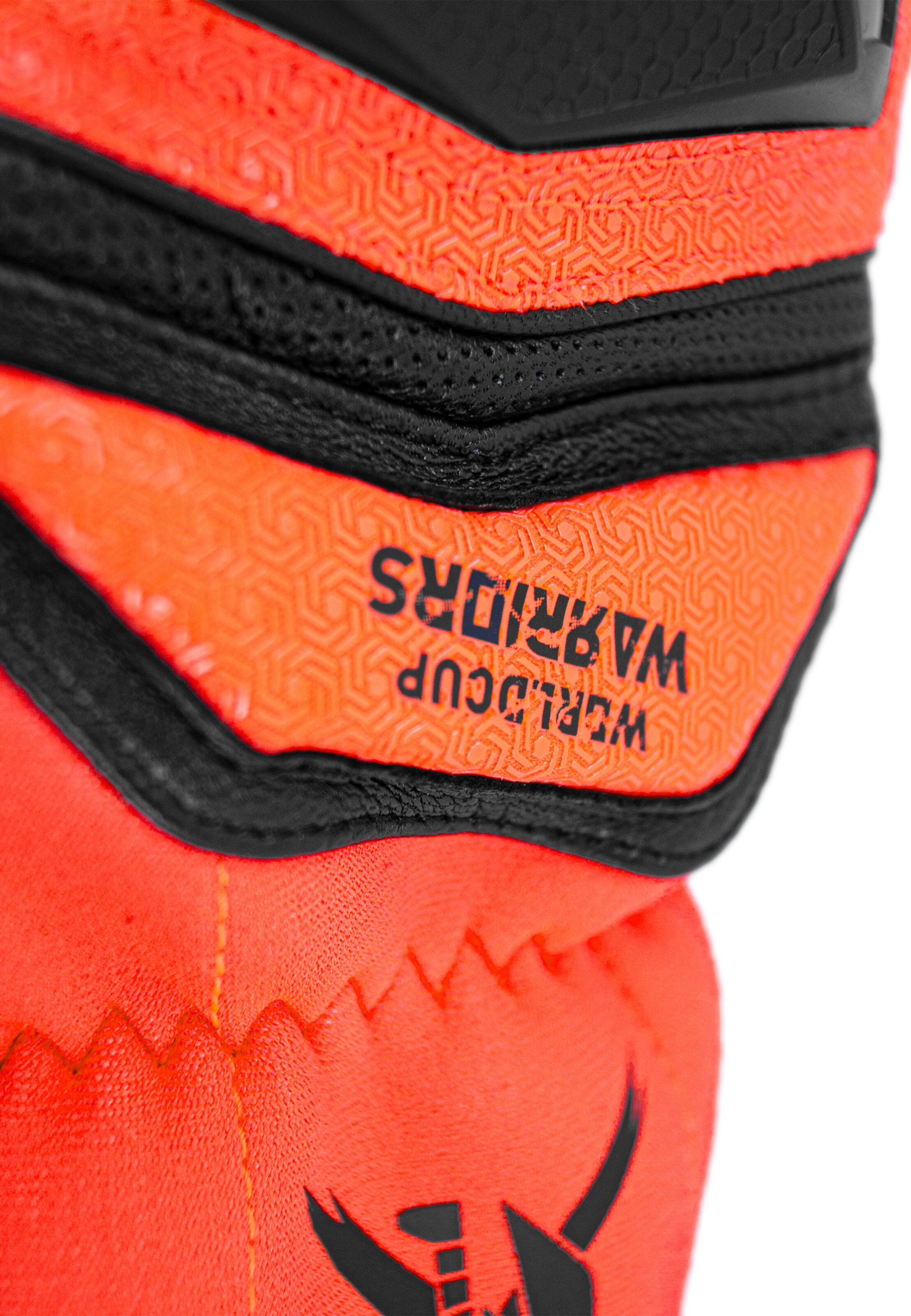 REUSCH Sporthandschoenen 'Worldcup Warrior SC' in Rood