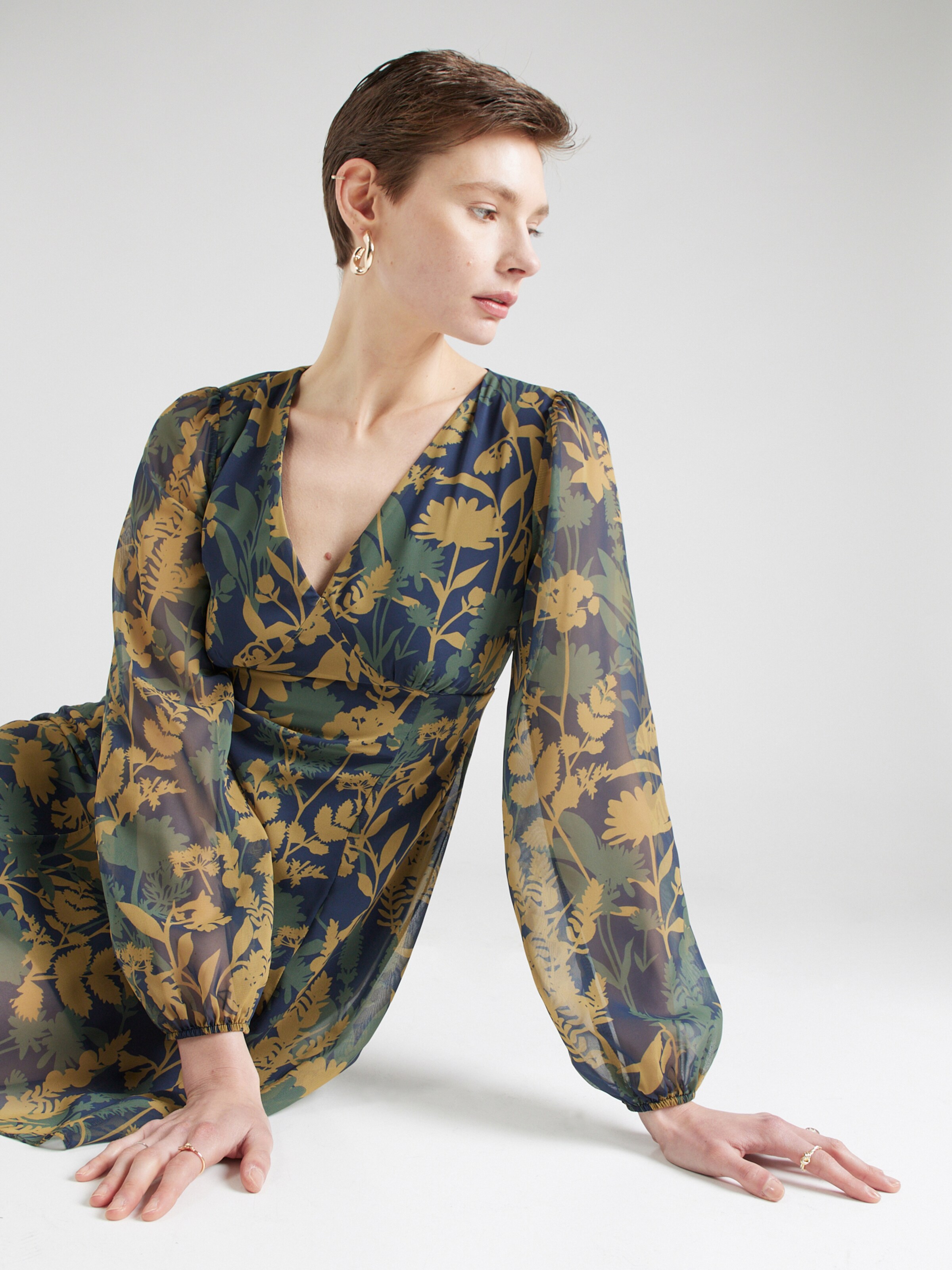 Trendyol Jurk in Marine ABOUT YOU
