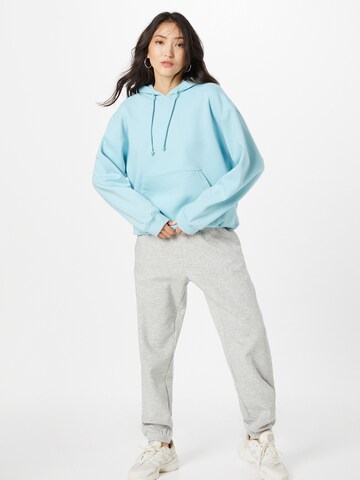 WEEKDAY Sweatshirt in Blau