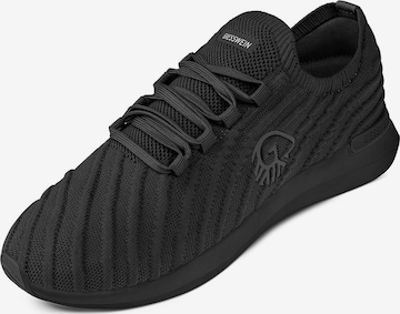 Baskets basses GIESSWEIN en noir : devant