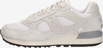 Baskets basses 'Shadow 500' saucony en blanc : devant