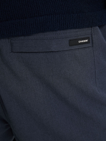 Regular Pantalon CHASIN' en bleu