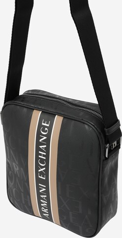 ARMANI EXCHANGE - Mala de ombro 'BORSA' em preto: frente