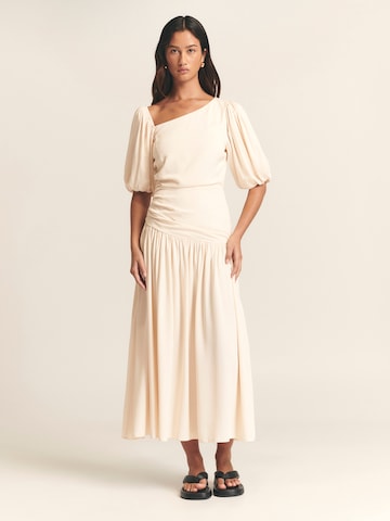 Robe 'Joie' St MRLO en beige