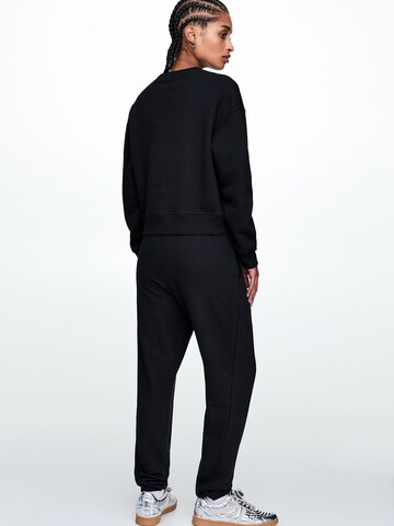 Pull&Bear Trenirka za tek | črna barva
