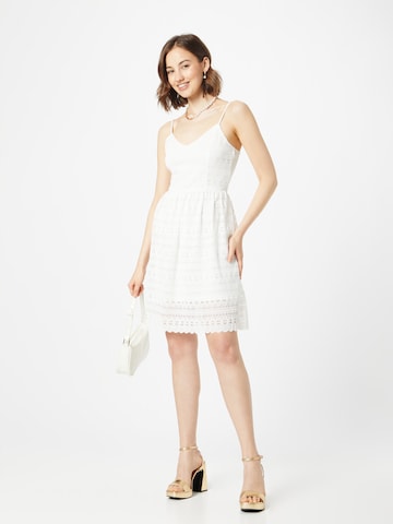 VILALjetna haljina 'AGNES' - bijela boja