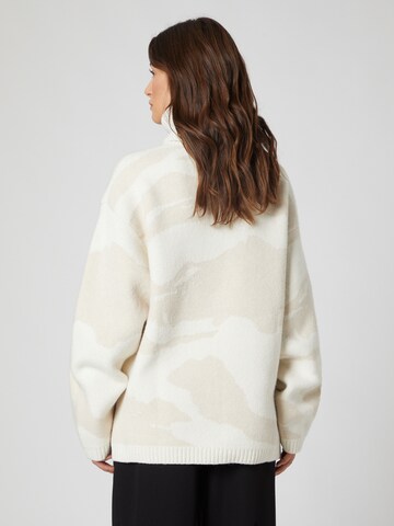 LENI KLUM x ABOUT YOU Sweater 'Nicky' in Beige