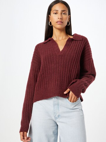 WEEKDAY Sweater 'Husky' in Red: front