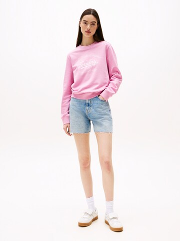 Tommy Jeans Sweatshirt 'ESSENTIAL' in Pink