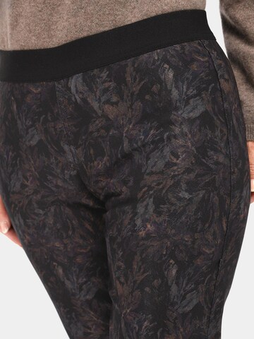 Goldner Regular Hose 'LOUISA' in Schwarz