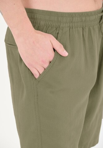 Cruz Regular Sports trousers 'Micky' in Green