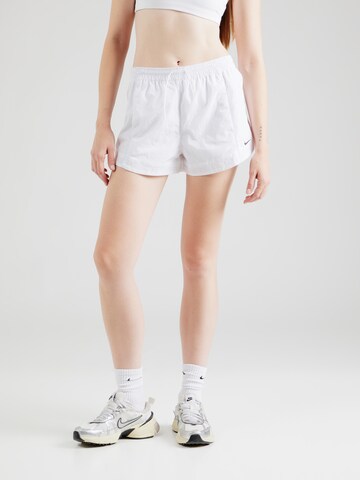 Nike Sportswear Regular Trousers in White: front