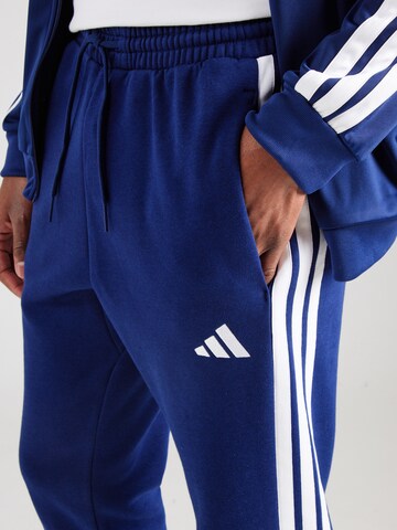 Effilé Pantalon de sport ADIDAS SPORTSWEAR en bleu