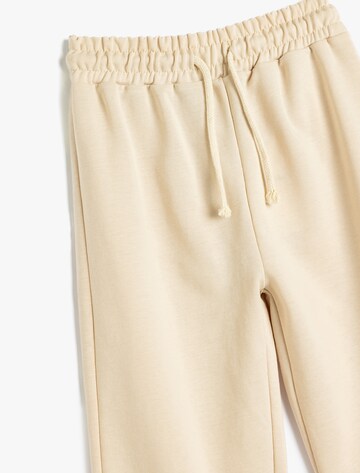 Koton Tapered Broek in Beige
