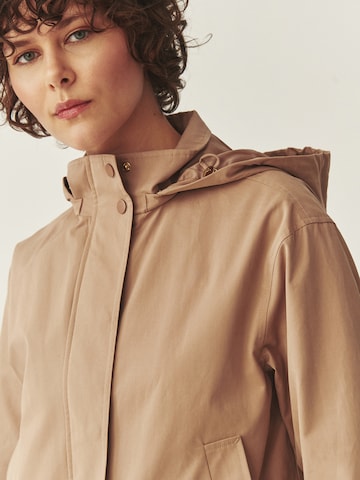 TATUUM - Chaqueta de entretiempo 'Aurora' en beige