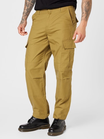 Regular Pantalon cargo Carhartt WIP en vert : devant