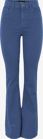 PIECES Curve Flared Jeans 'Peggy' in Blauw: voorkant