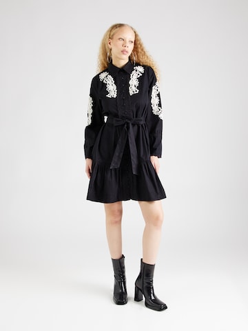 Robe-chemise 'TAPELA' Y.A.S en noir : devant