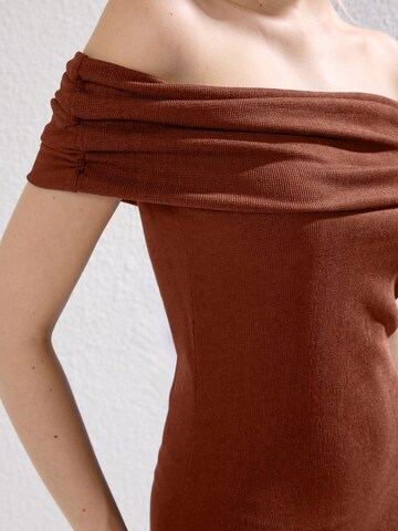 Trendyol Kleid in Rot