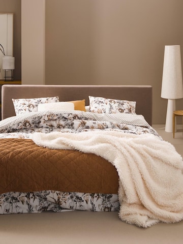 ESSENZA Decke 'Shelley' in Beige