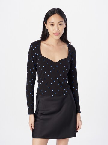 Monki Shirt in Black: front