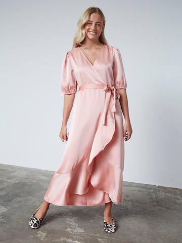 SISTERS POINT Dress 'GIVLA-DR.A' in Pink: front