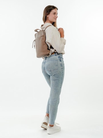 Suri Frey Backpack ' Debby' in Beige