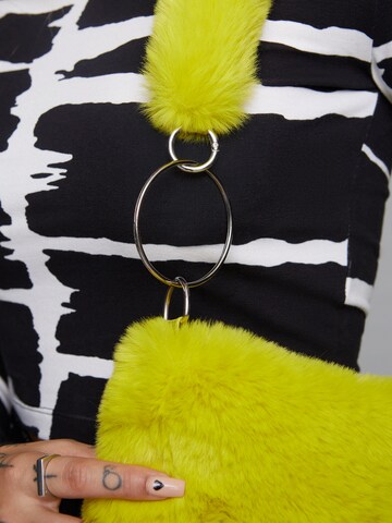 Borsa a mano 'Stina' di ABOUT YOU x Sharlota in giallo