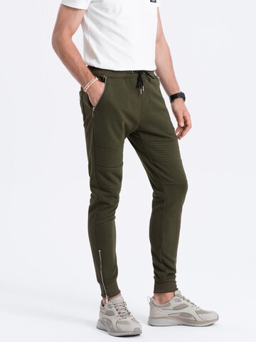 Ombre Tapered Hose 'PASK-22FW-004' in Grün: Vorderseite