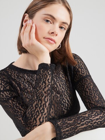 T-shirt 'Charleen' ABOUT YOU en noir