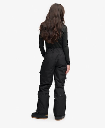 Superdry & Co Loosefit Sportbroek 'Ultimate Freestyle' in Zwart