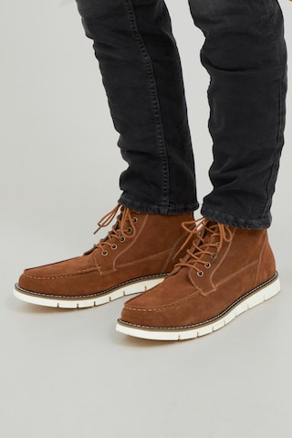 BLEND Lace-Up Boots in Brown: front