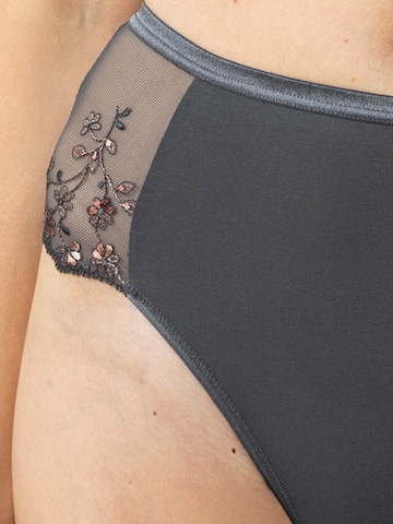 Mey Broekje 'Delighted' in Grijs